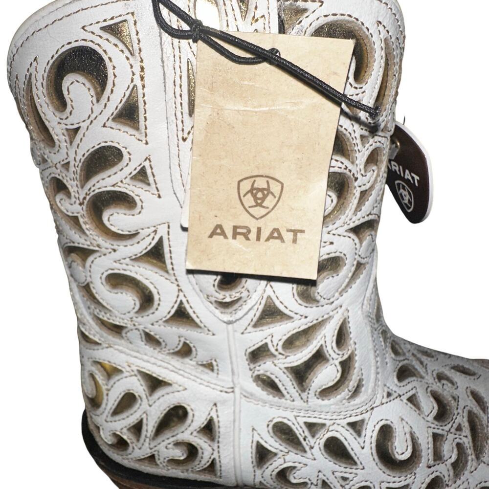 NWOB ARIAT WOMEN'S VALENTINA WESTERN BOOTIES - SNIP TOE Sz 7 - Picture 10 of 16